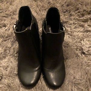 Baretraps black shoes size 9
